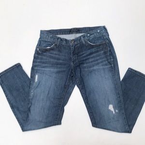 💙Host Pick!💙James Jean distressed denim!